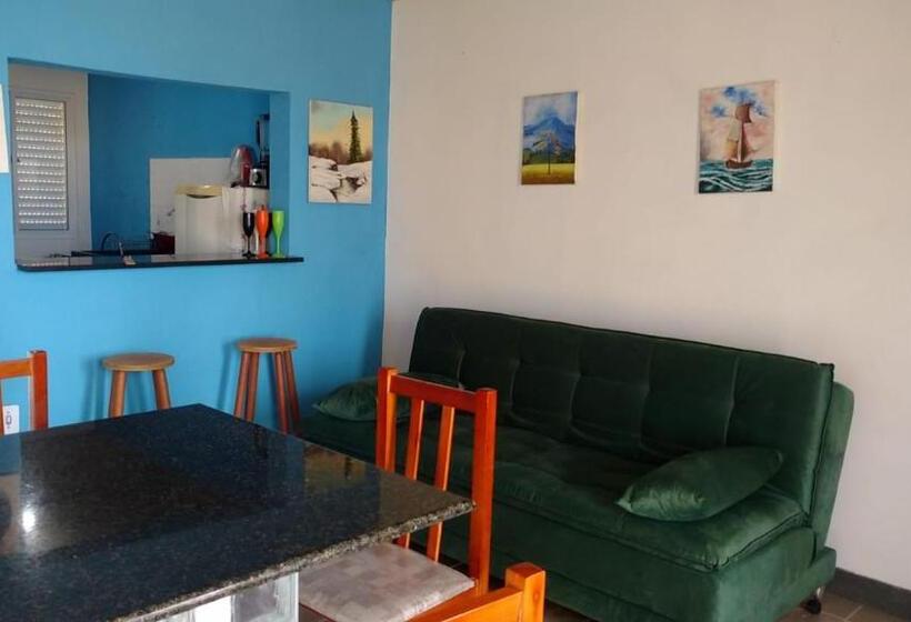 ペンション Recanto Das Pedras   Casa Pedra Portuguesa   Com Vista Para O Mar