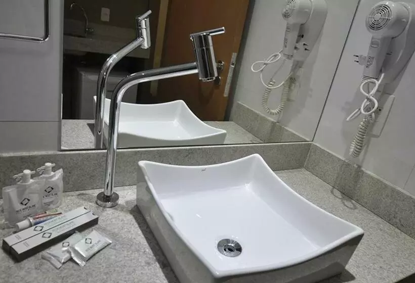 Mont Blanc Suites Duque De Caxias