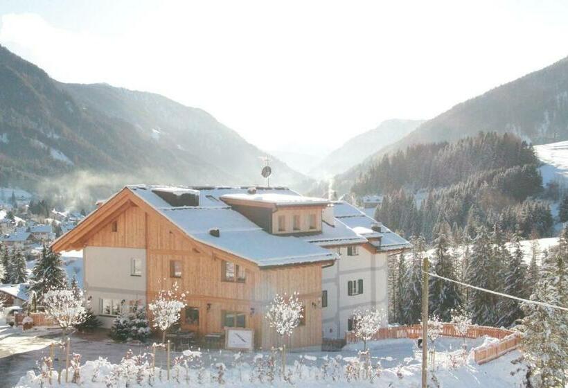 膳宿费 La Lum De Roisc