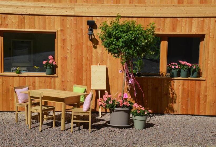 膳宿费 La Lum De Roisc