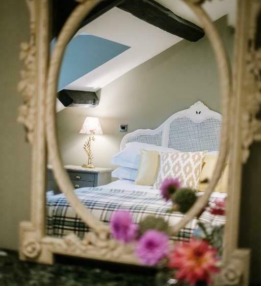 فندق صغير The Hare & Hounds Inn