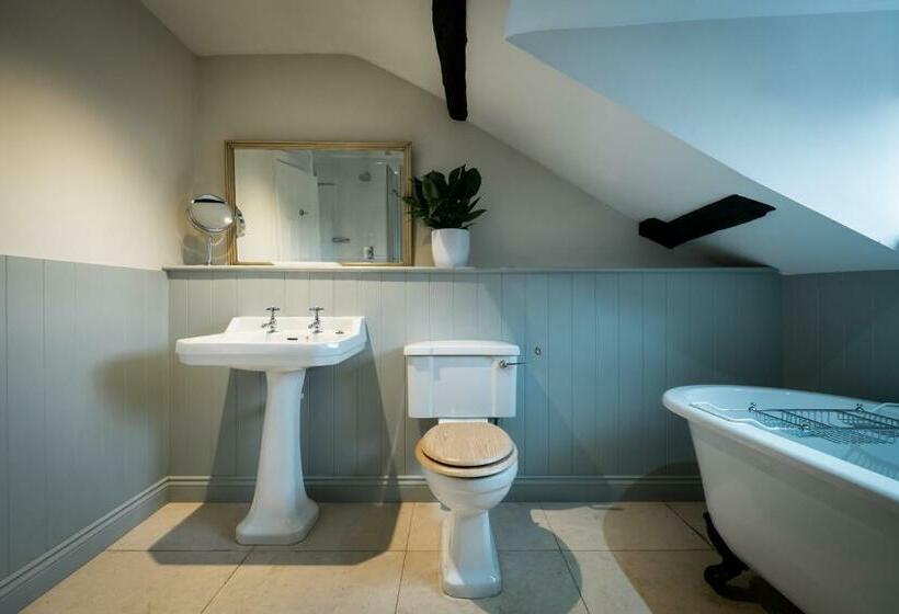 فندق صغير The Hare & Hounds Inn