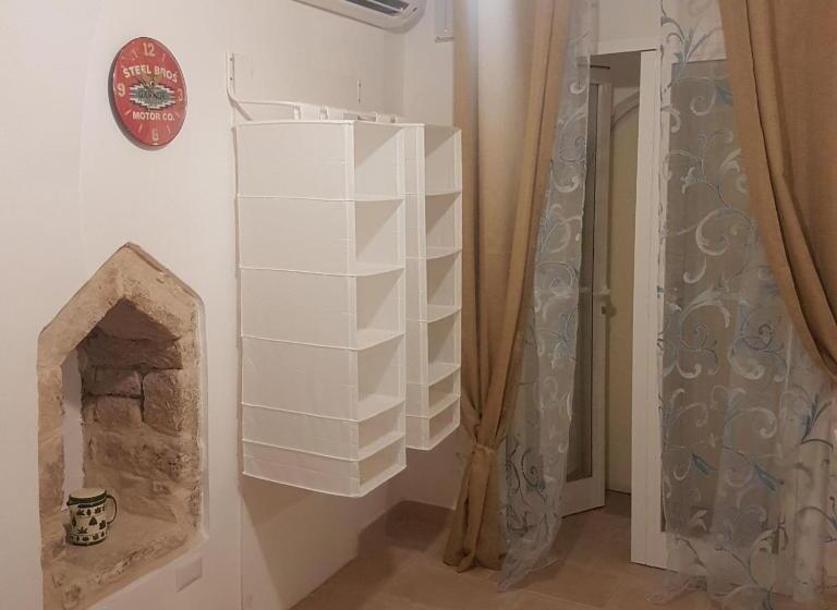 پانسیون Arco Della Luna