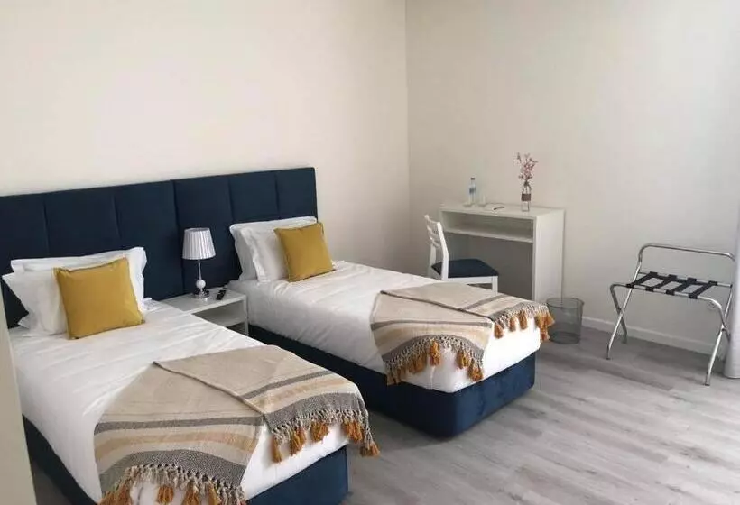 تختخواب و صبحانه Cfs Azores Guest House