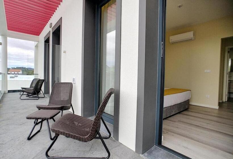 تختخواب و صبحانه Cfs Azores Guest House