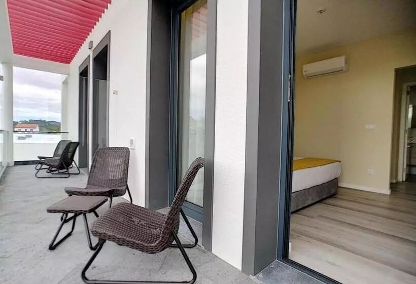 تختخواب و صبحانه Cfs Azores Guest House