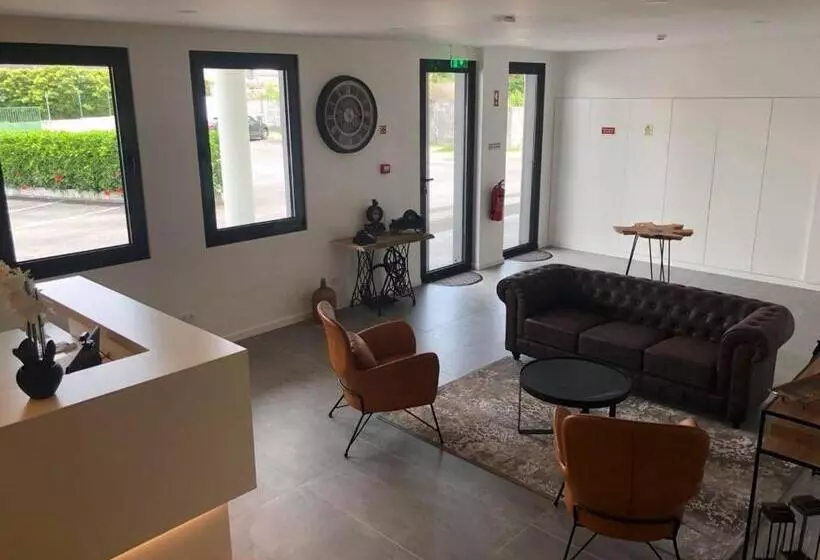 تختخواب و صبحانه Cfs Azores Guest House