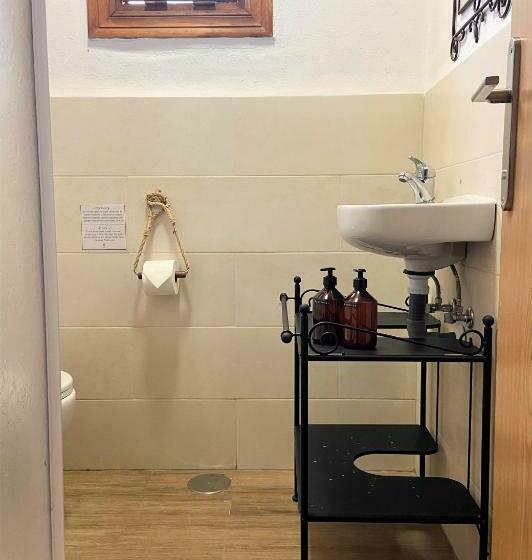 Отель The Wild Olive Andalucía Agave Guestroom