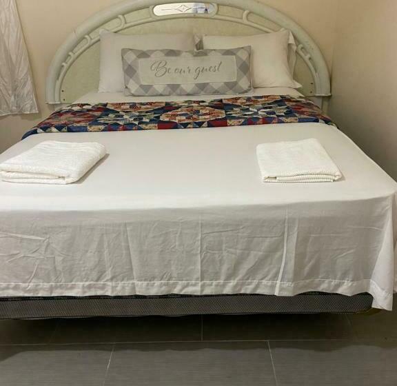 膳宿费 A Delightful Room In Queens