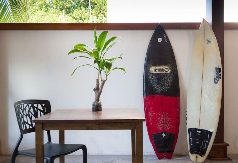 پانسیون Palm Gate Maldives