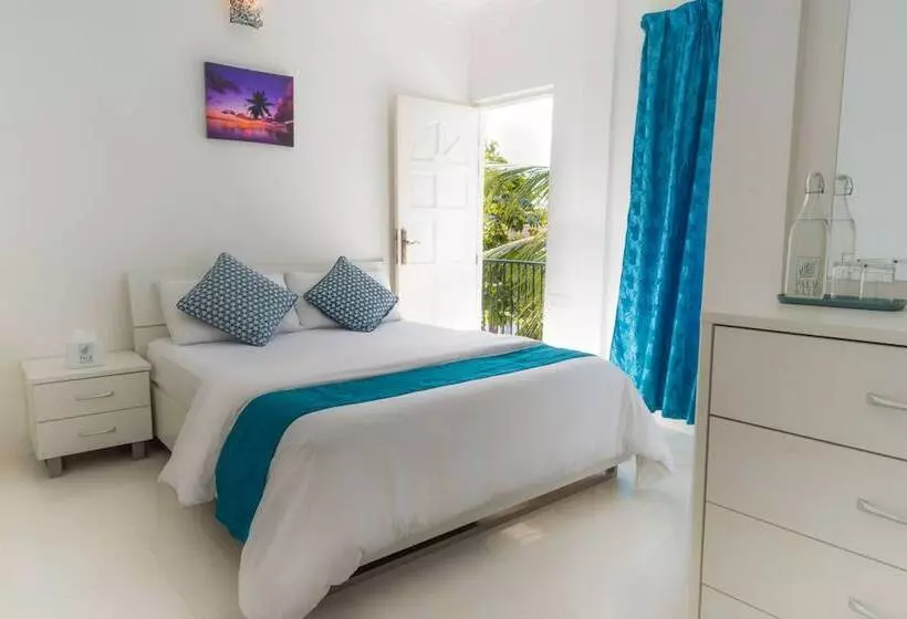 پانسیون Palm Gate Maldives