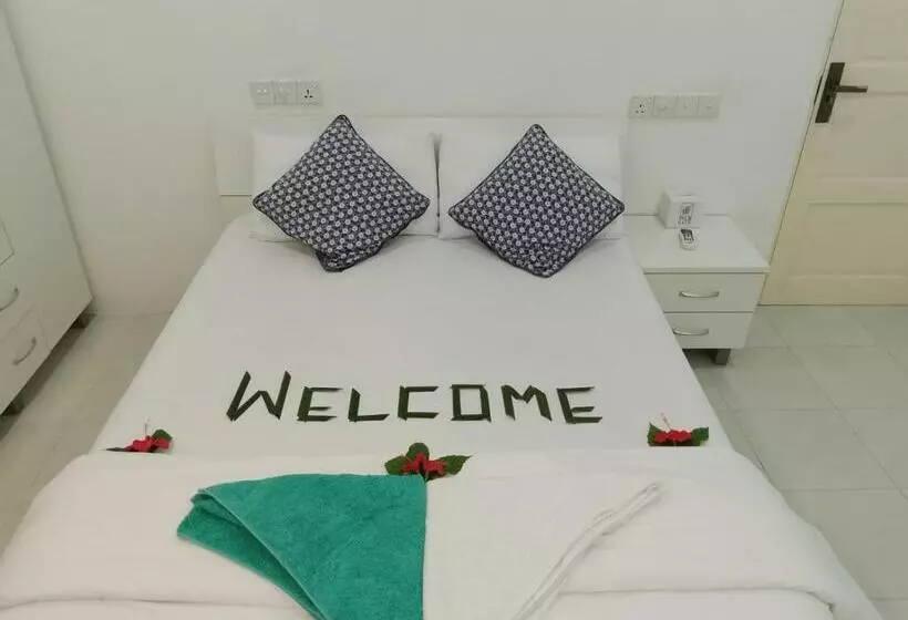 پانسیون Palm Gate Maldives