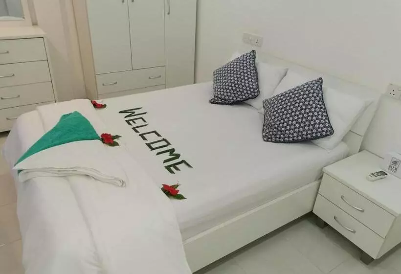 پانسیون Palm Gate Maldives