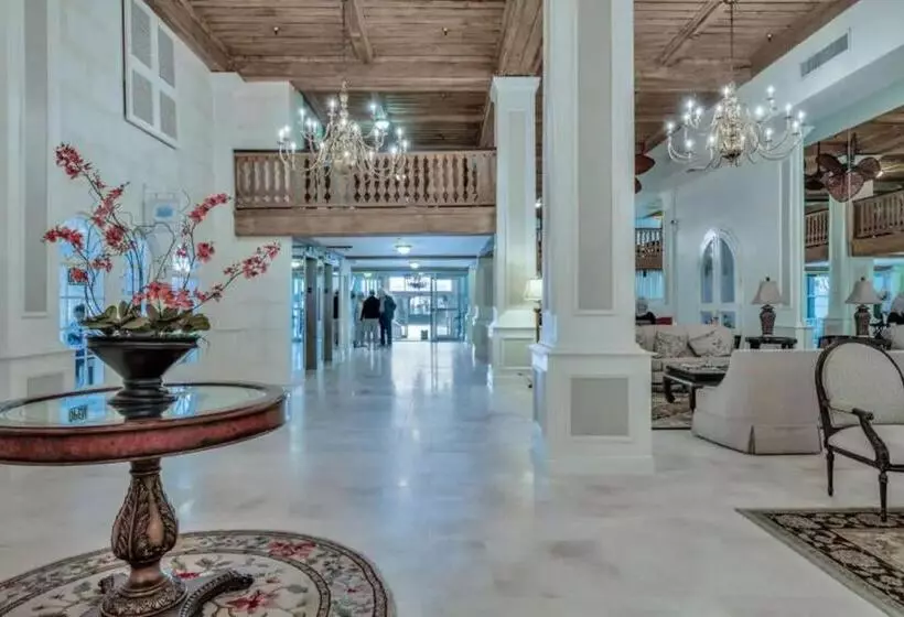 Tropical Beach Condo   Pool, Shops, 86 Tv, Wifi