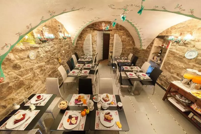 Отель Munta E Cara Albergo Diffuso