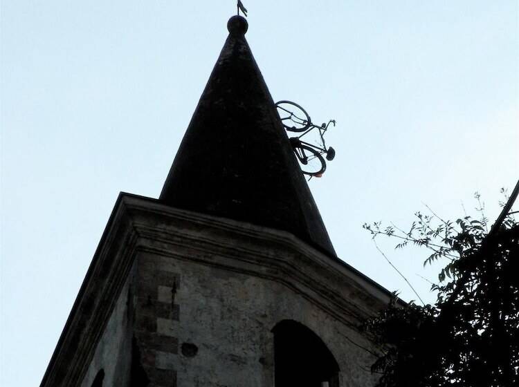 Hotel Munta E Cara Albergo Diffuso