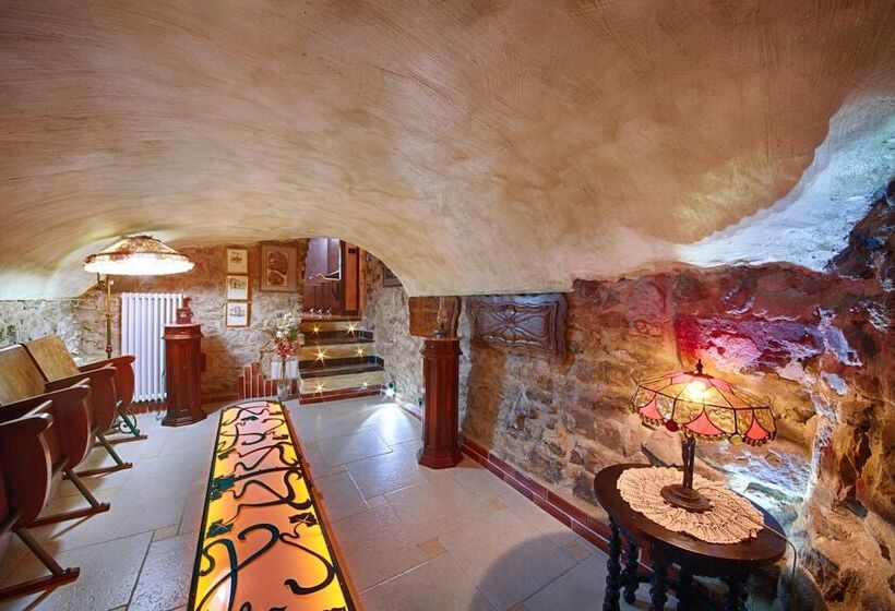 Hotel Munta E Cara Albergo Diffuso