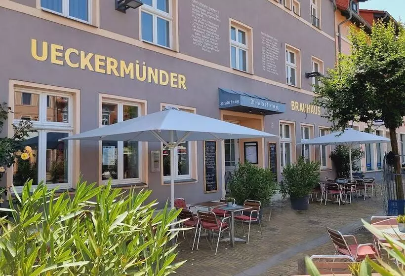 ホテル Am Markt & Brauhaus Stadtkrug