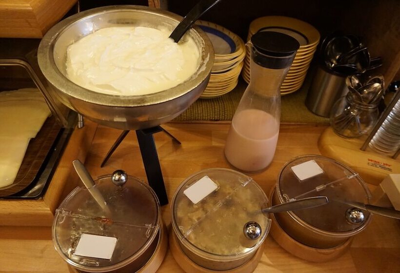 בית מלון כפרי Asiris