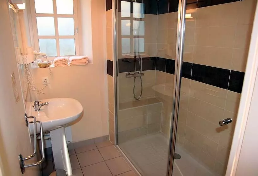 Отель Auberge Du Cheval Blanc