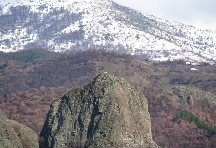 בית מלון כפרי Centaur Family