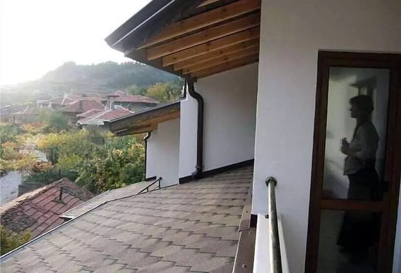 فندق Centaur Family