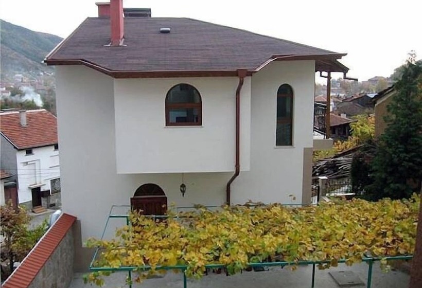 בית מלון כפרי Centaur Family