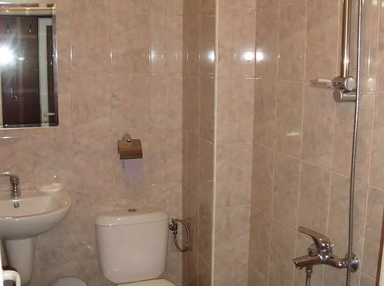 فندق Centaur Family