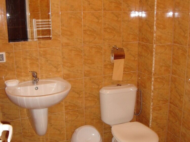 בית מלון כפרי Centaur Family