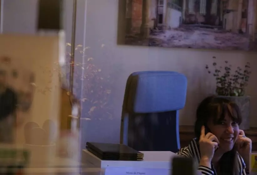 هتل De La Gaichel