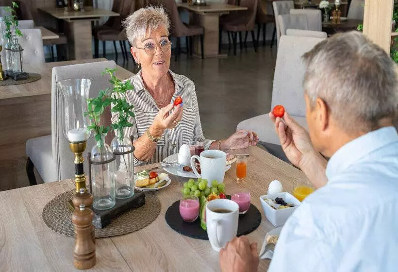 ホテル Himmelsby Spa & Konferens