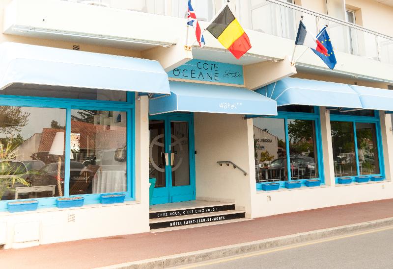 ホテル La Cote Oceane