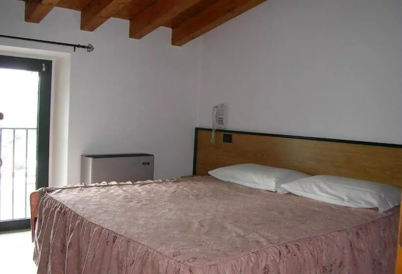 ホテル La Pergola