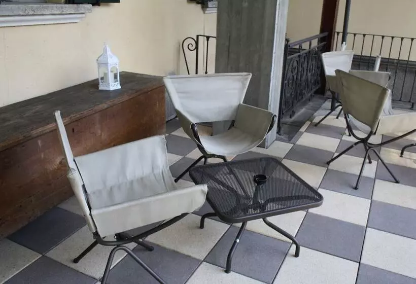 בית מלון כפרי Albergo La Torre