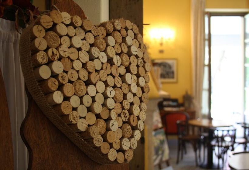 فندق Albergo La Torre