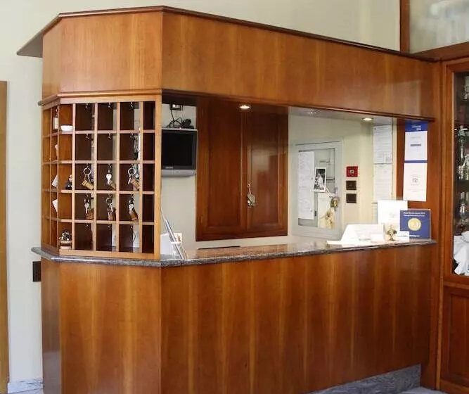 בית מלון כפרי Albergo La Torre