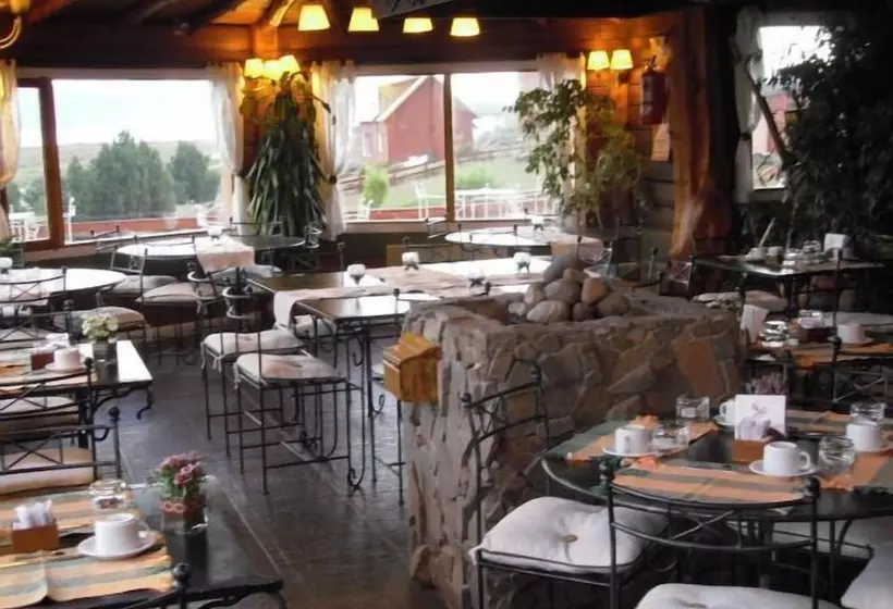 בית מלון כפרי Los Canelos