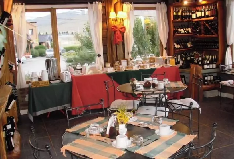 בית מלון כפרי Los Canelos