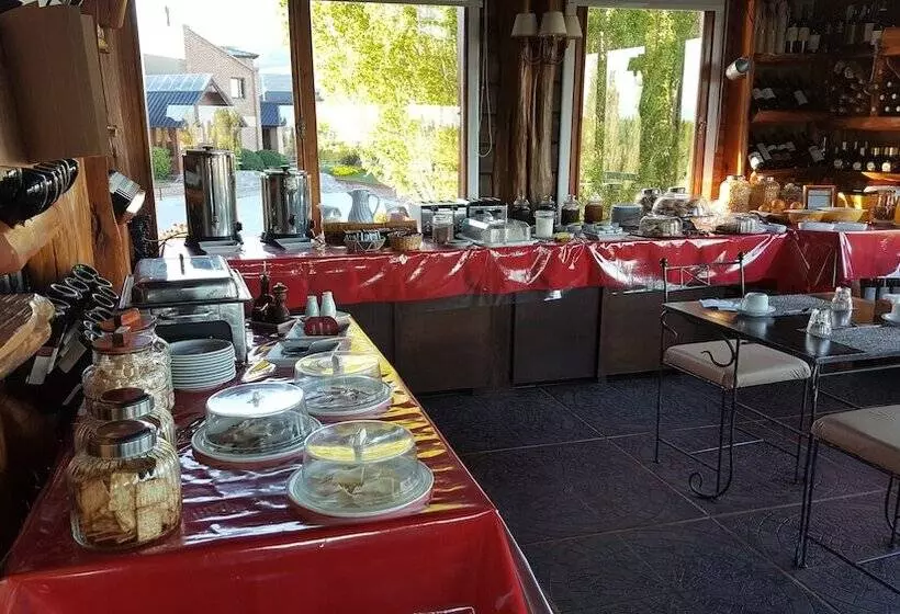 בית מלון כפרי Los Canelos