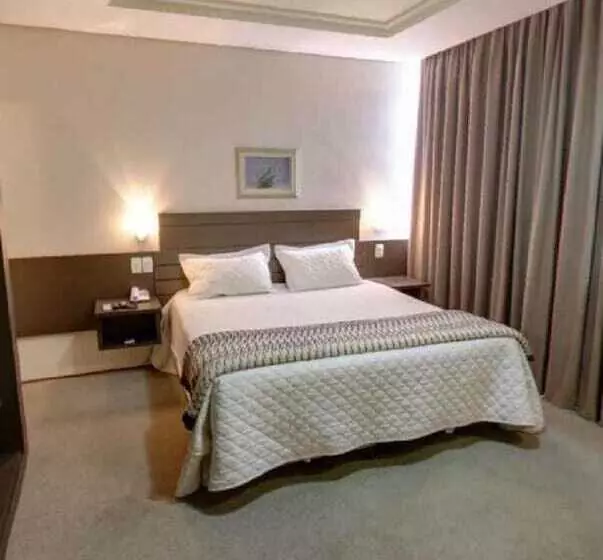 Hotel Rede Andrade Guaira