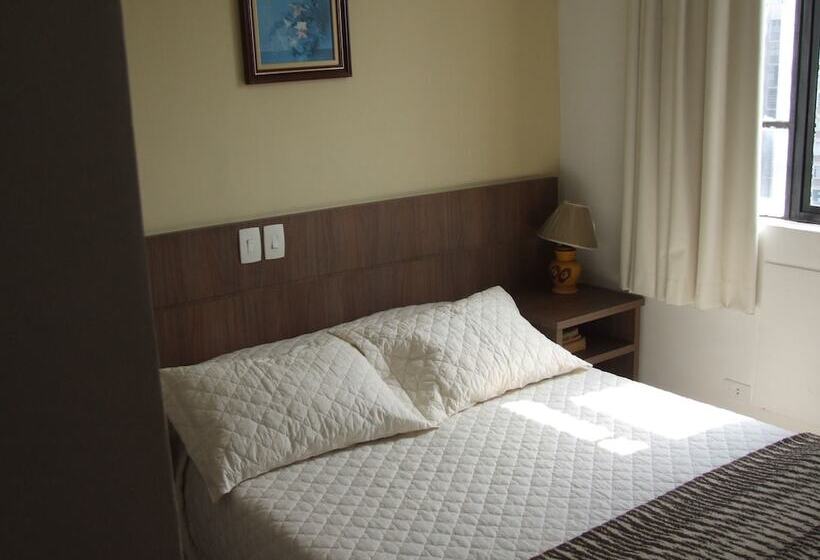 Hotel Rede Andrade Guaira