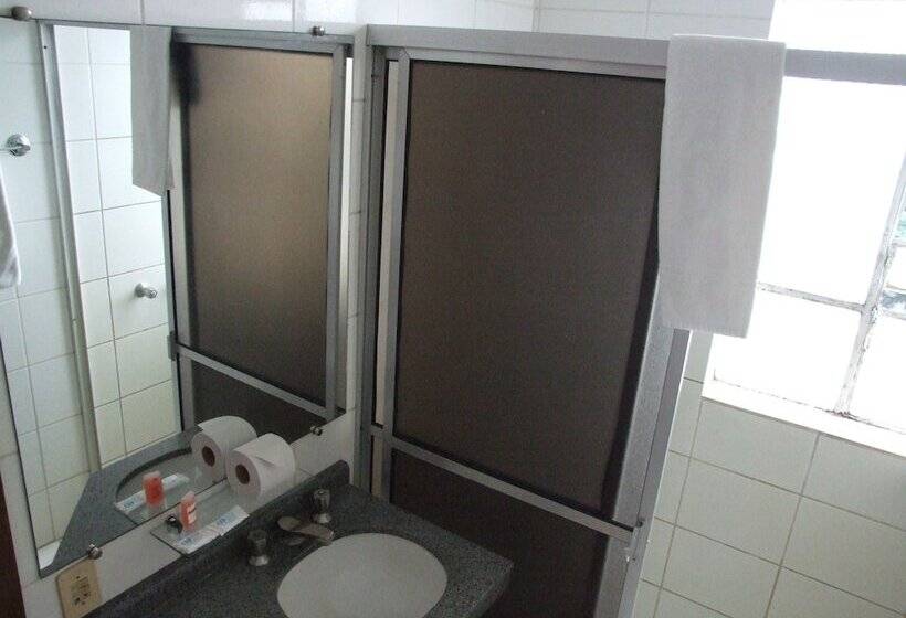 Hotel Rede Andrade Guaira