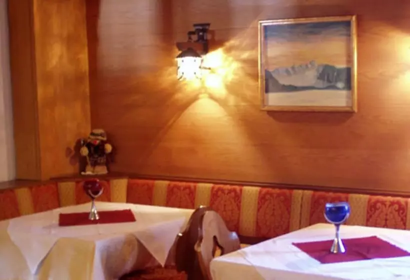 Отель Rosengarten