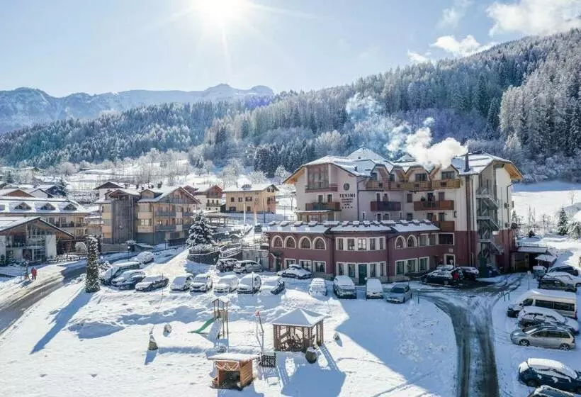 Отель Tevini Dolomites Charming