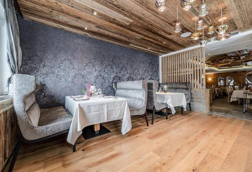 酒店 Tevini Dolomites Charming