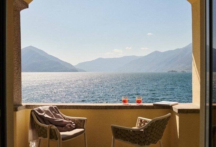 Vista Lakefront Boutique