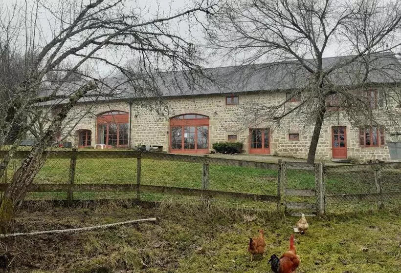 ベッドアンドブレックファースト Auverg Nature Chambre Cocon