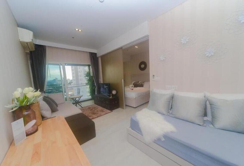 Veranda Residence Pattaya By Nice