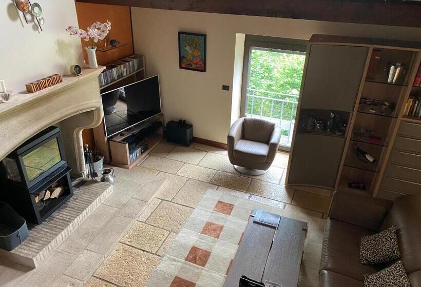 צימר Au Lavoir Du Serein L Eventail