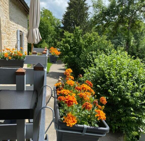 צימר Au Lavoir Du Serein L Eventail